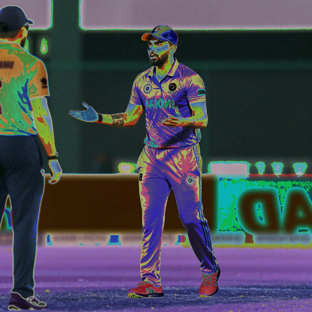 वेबर WBBL मैच 3: ब्रिस्बेन हीट की मेज़बानी, सिडनी सिक्सर्स ने टॉस जीतकर चुनी पहले गेंदबाज़ी — एलन बॉर्डर फील्ड में दो मज़बूत प्लेइंग इलेवन आमने-सामने वेबर WBBL मैच 3: ब्रिस्बेन हीट की मेज़बानी, सिडनी सिक्सर्स ने टॉस जीतकर चुनी पहले गेंदबाज़ी — एलन बॉर्डर फील्ड में दो मज़बूत प्लेइंग इलेवन आमने-सामने