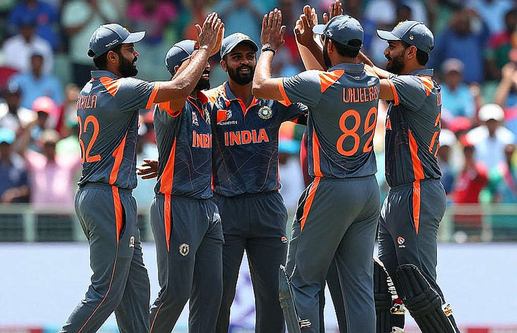 मीरपुर टेस्ट, पहला दिन: शादमान इस्लाम के 99* के पीछे छिपा बांग्लादेश का असली जोखिम मीरपुर टेस्ट, पहला दिन: शादमान इस्लाम के 99* के पीछे छिपा बांग्लादेश का असली जोखिम